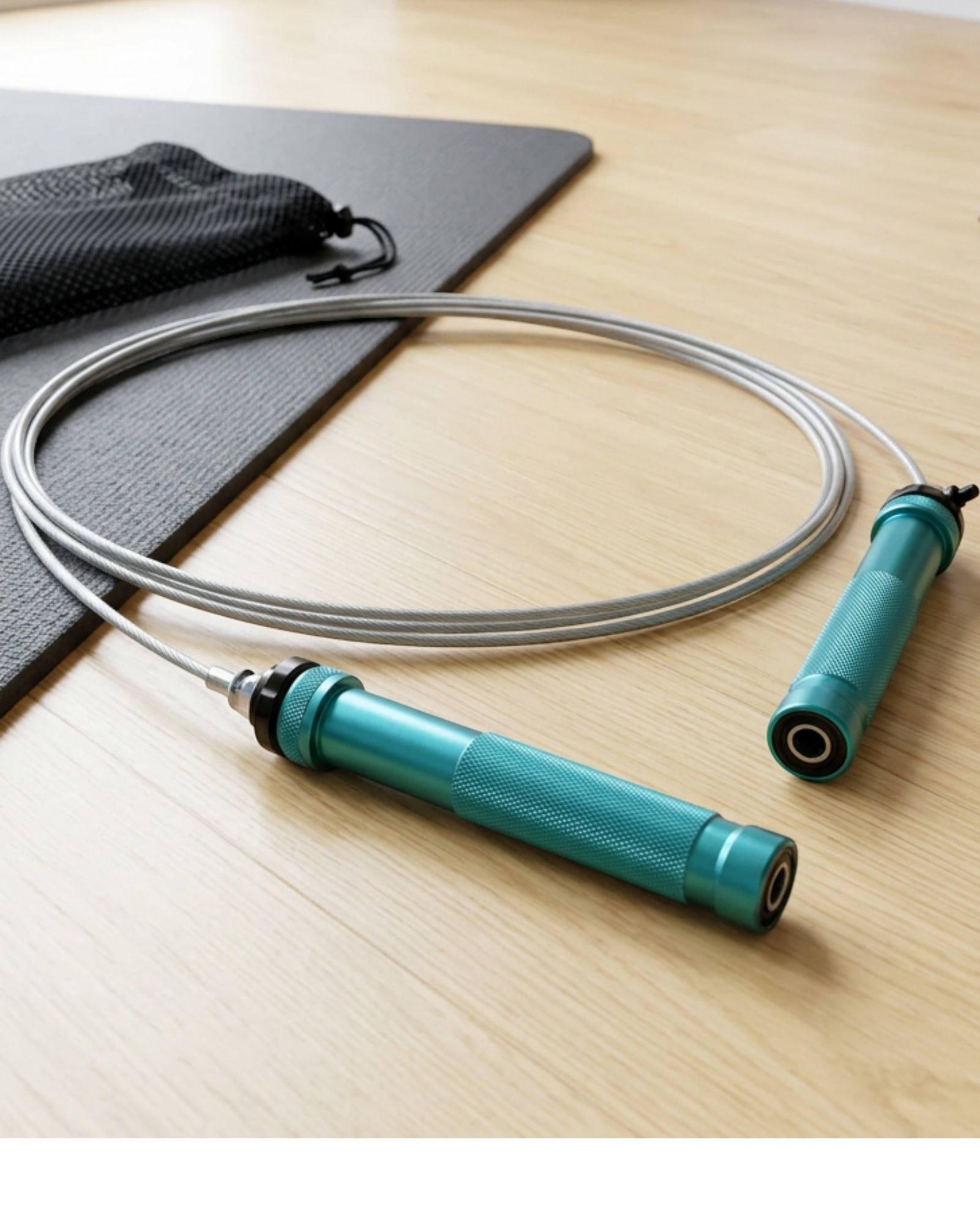 Moxae Adjustable Speed Jump Rope 3 m with Aluminum Handles Teal - Lifestyle view